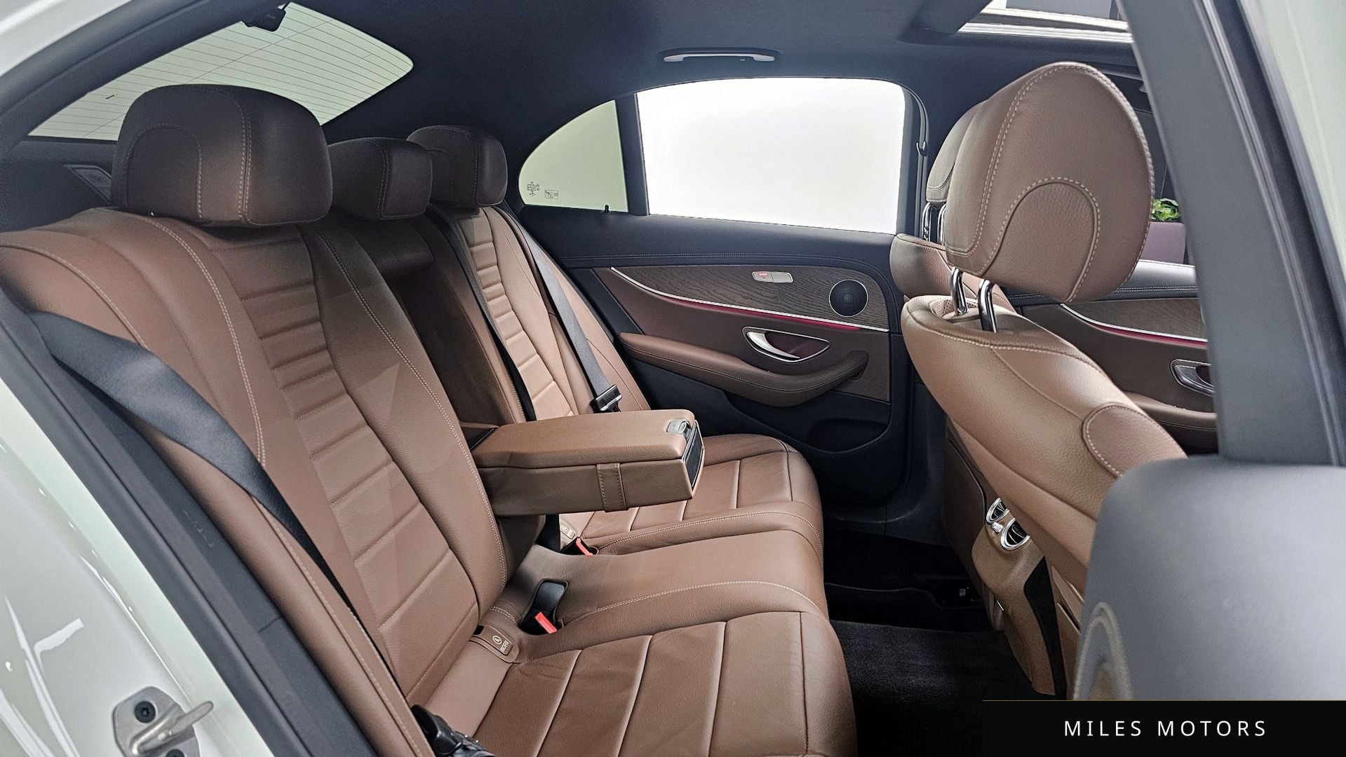 Mercedes-Benz E-Class W213 2022 — миниатюра 12