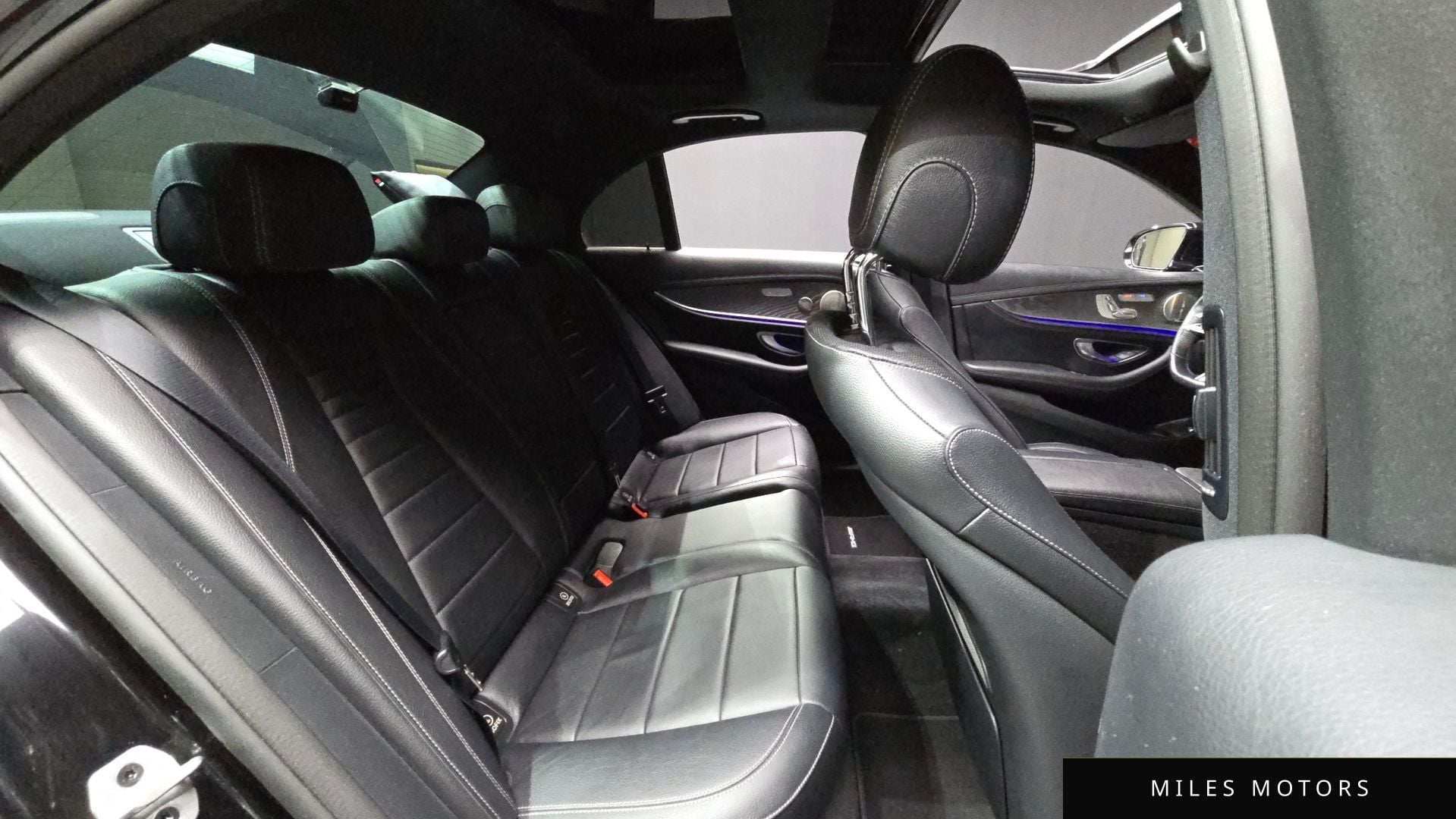 Mercedes-Benz E-Class W213 2022 — миниатюра 12