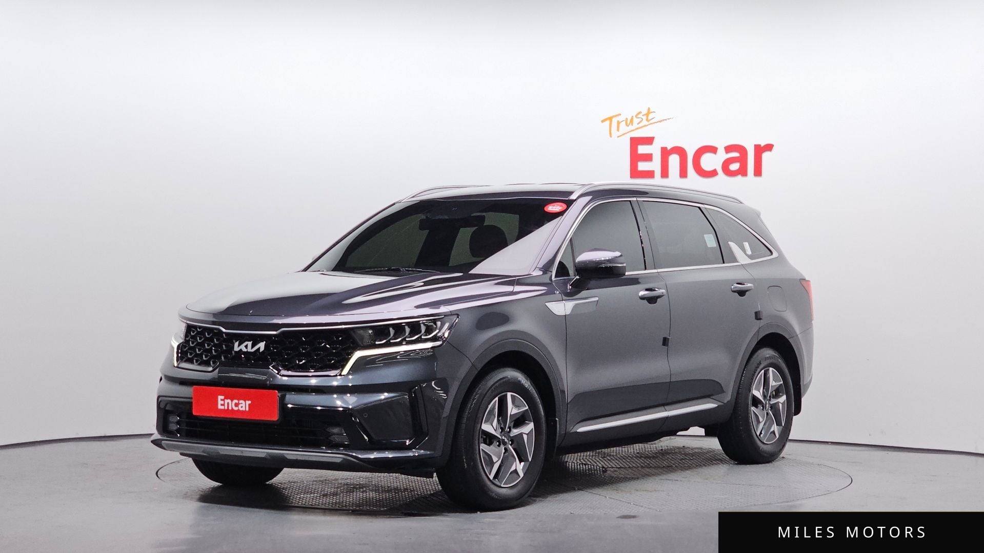 Kia Sorento 2023 — фото 1 из 12