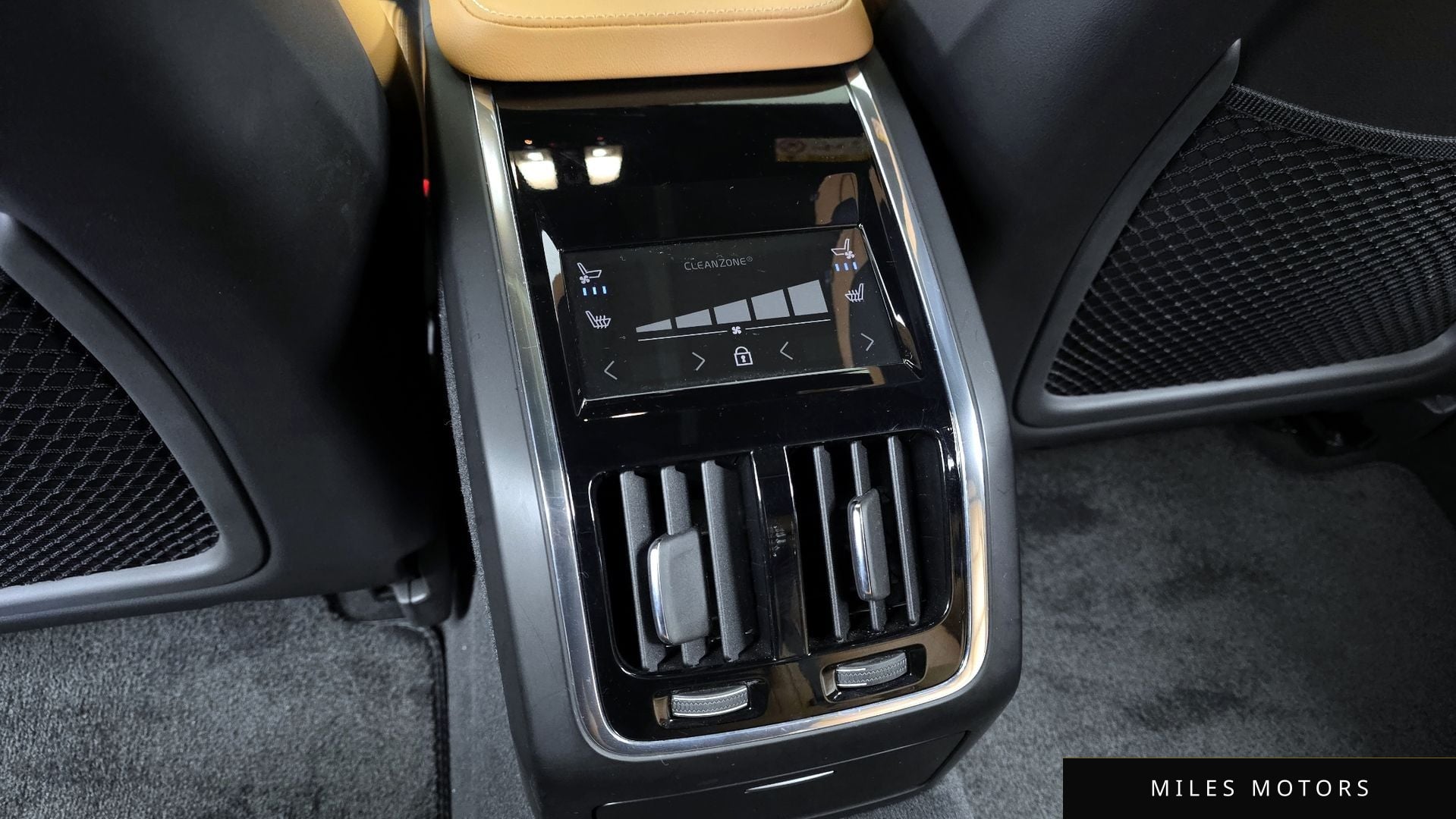 Volvo S90 2022 — миниатюра 18