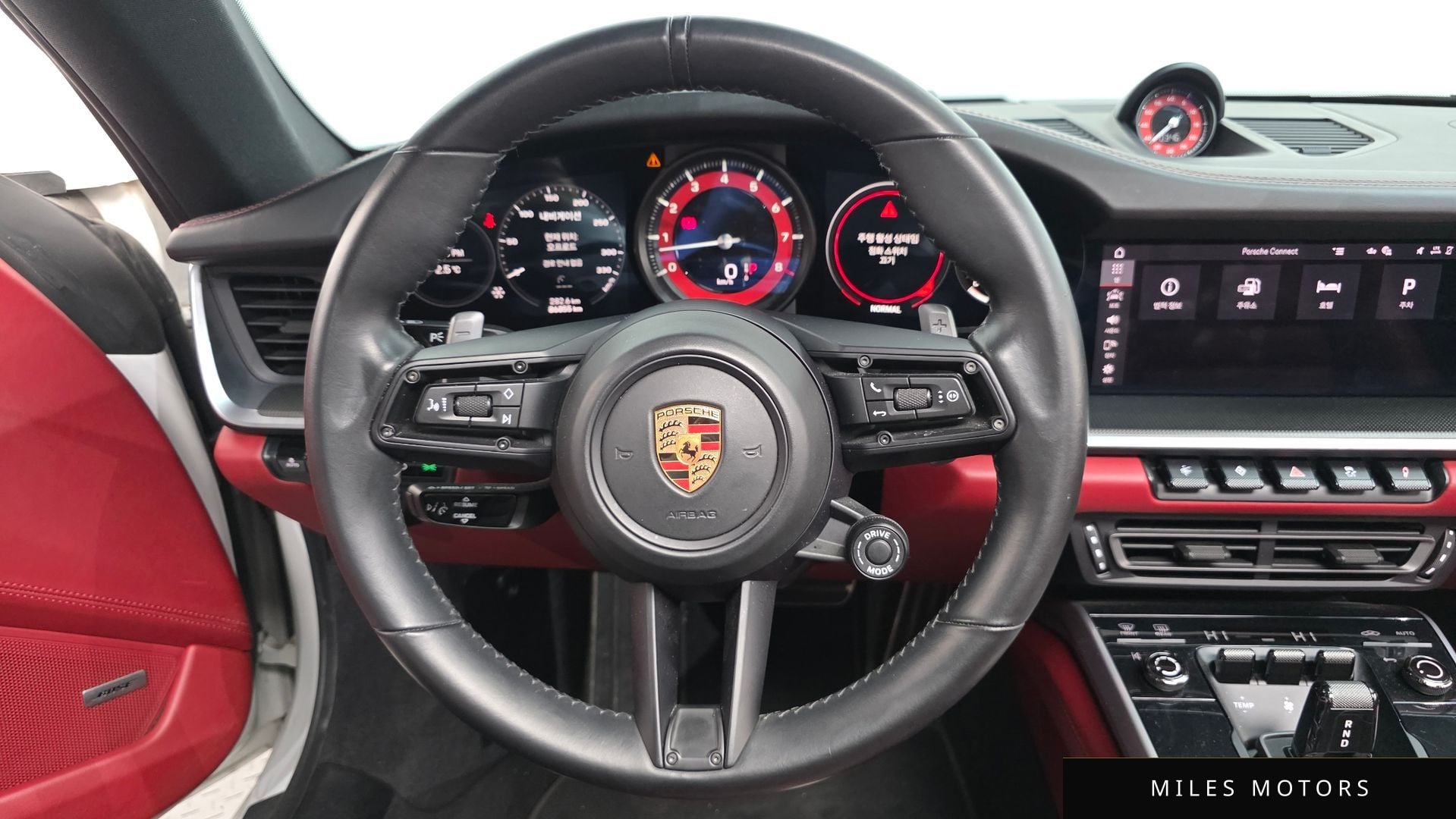 Porsche 911 (992) 2021 — миниатюра 14