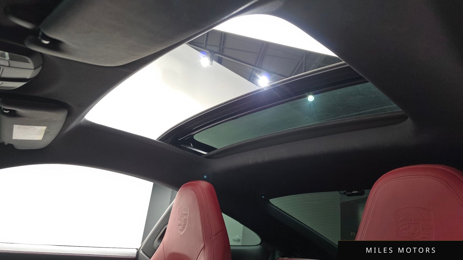 Porsche 911 (992) 2021 — миниатюра 19