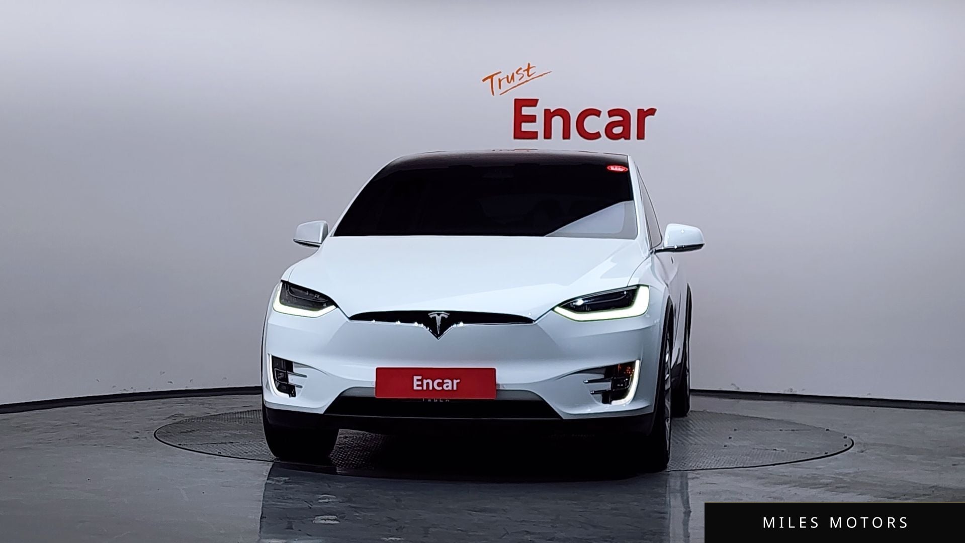 Tesla 모델 X 2019 — миниатюра 3