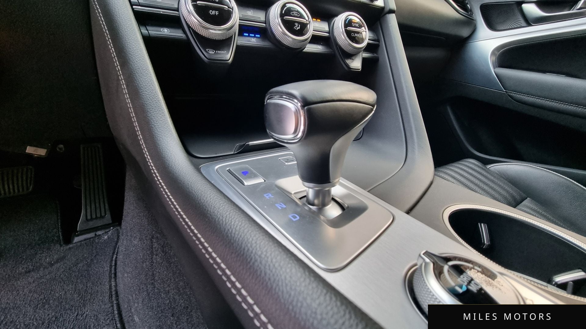 Genesis G70 2020 — миниатюра 9