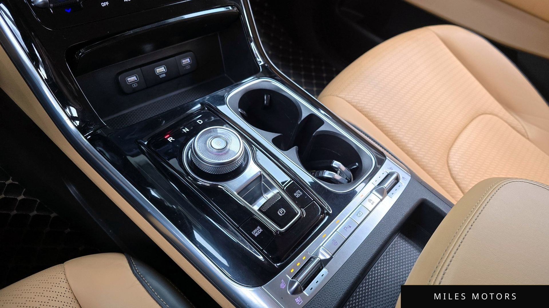 Kia 카니발 2023 — миниатюра 9