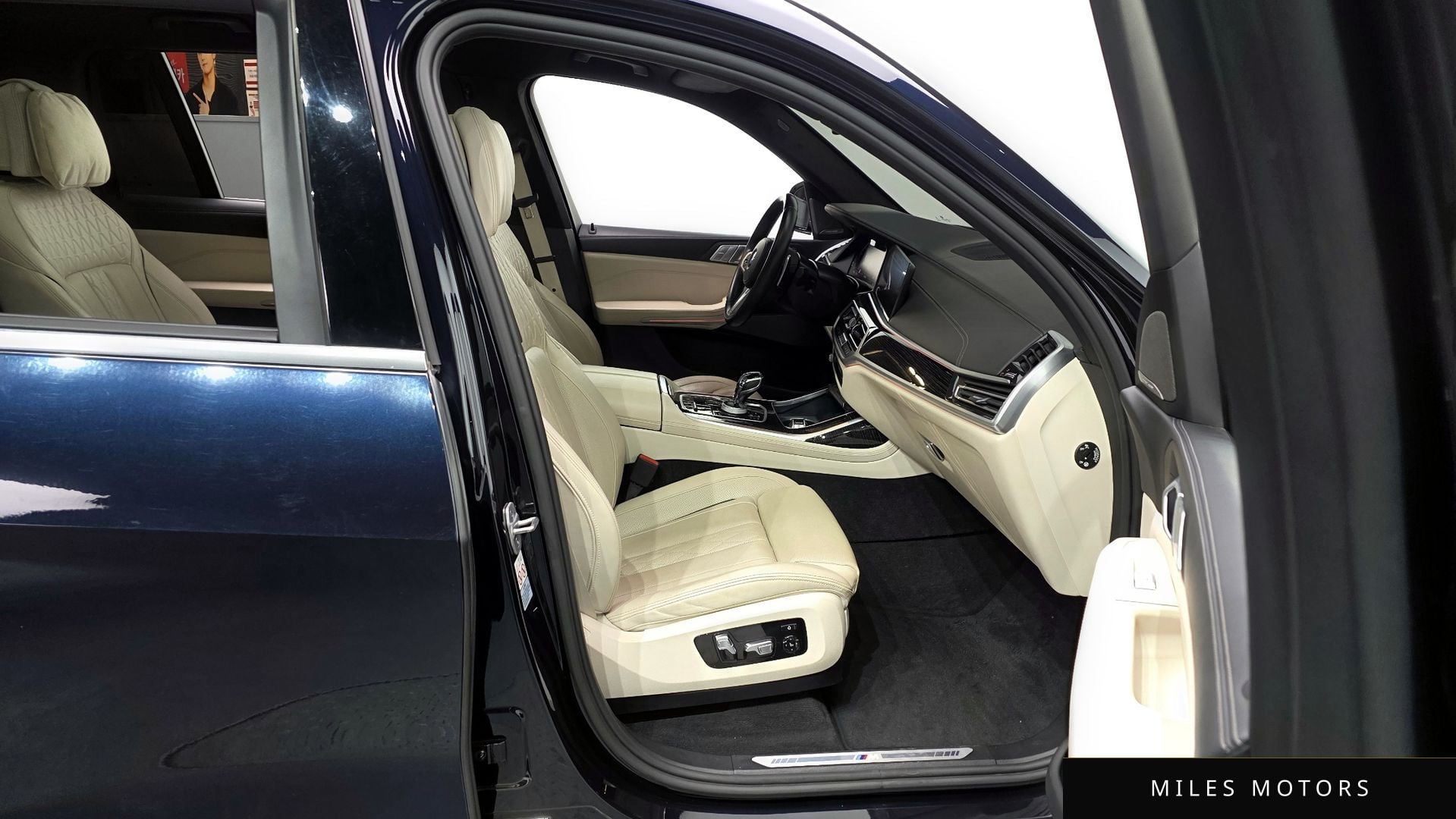 BMW X7 (G07) 2021 — миниатюра 11