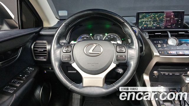 Лексус NX300h 2018 — миниатюра 11