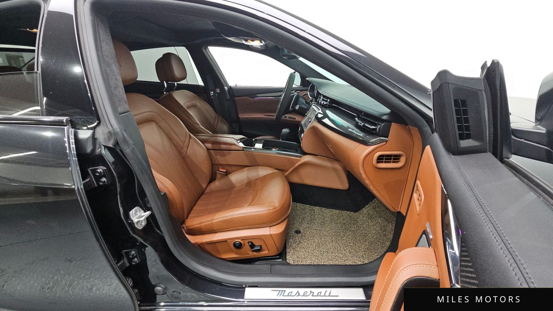 Maserati Quattroporte 2014 — миниатюра 11