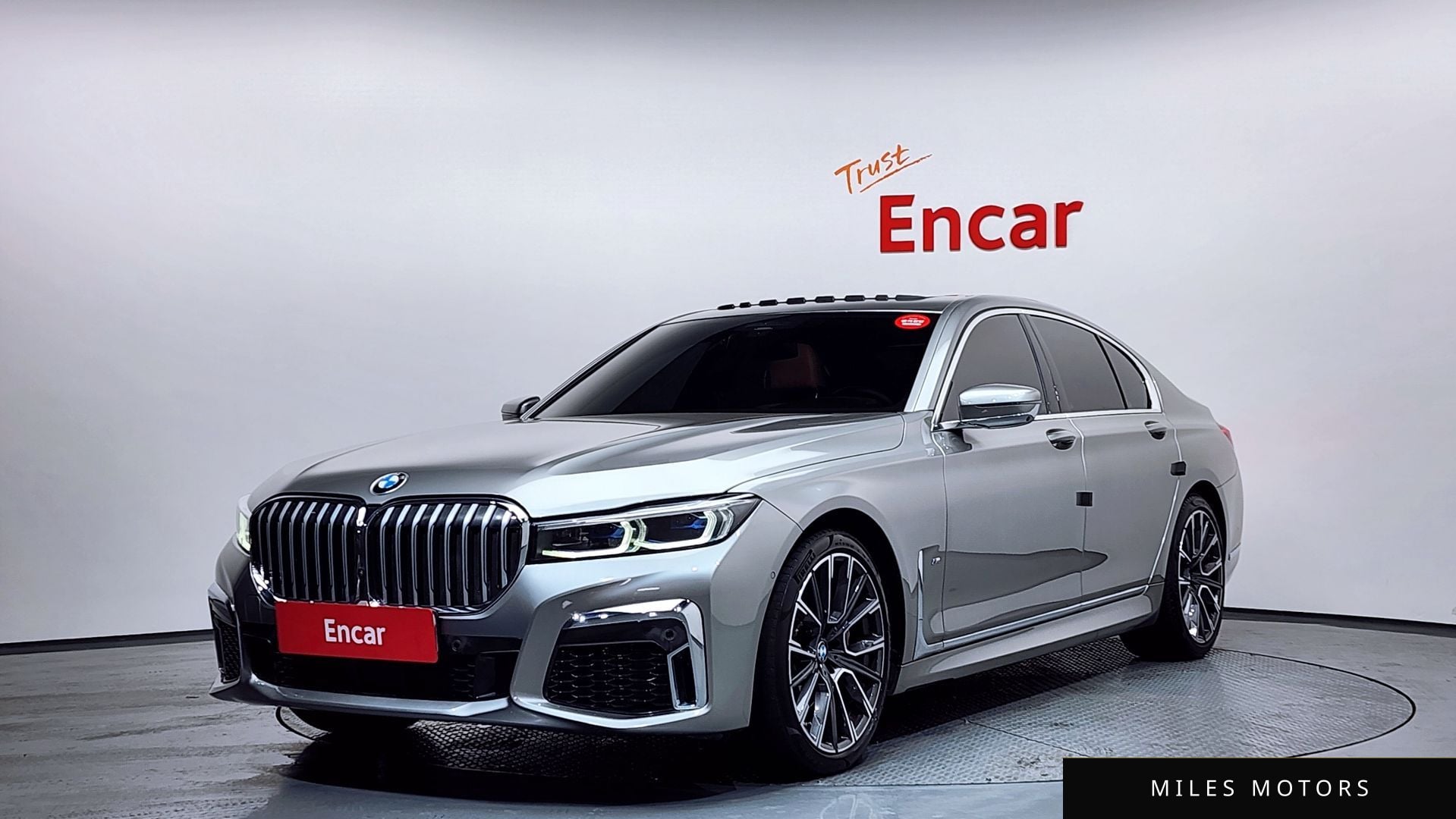 BMW 7 Series (G11) 2022 — фото 1 из 12
