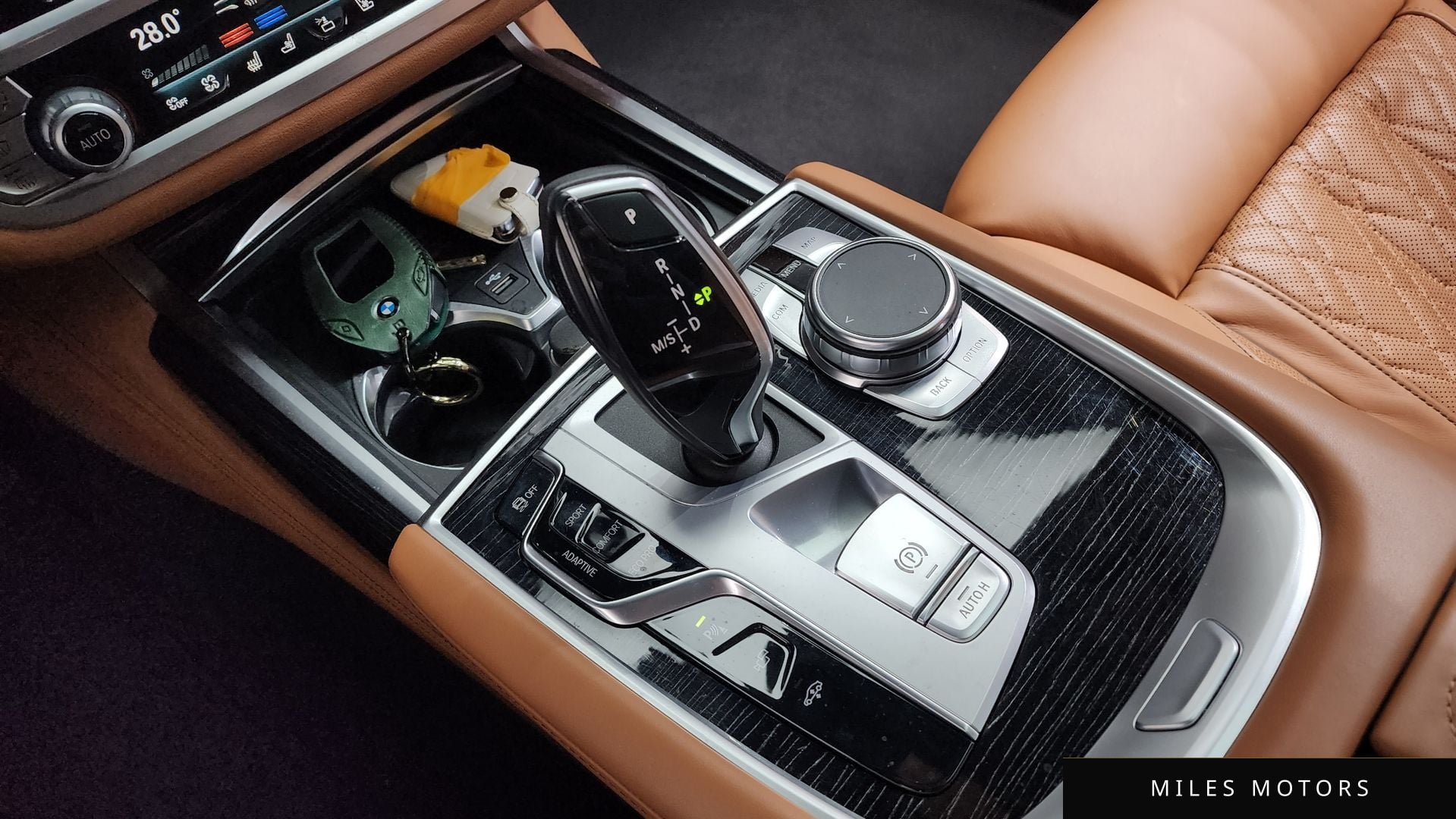 BMW 7 Series (G11) 2022 — миниатюра 9