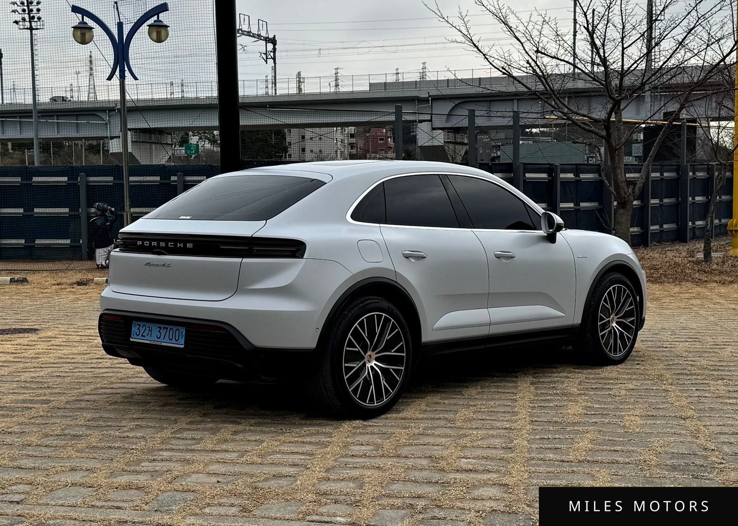 Porsche Macan 2025 — миниатюра 7