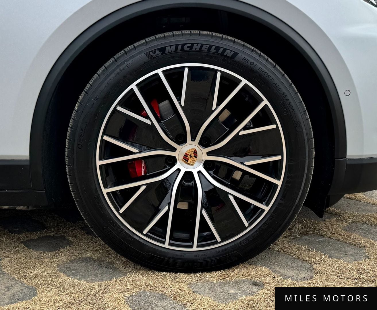Porsche Macan 2025 — миниатюра 8