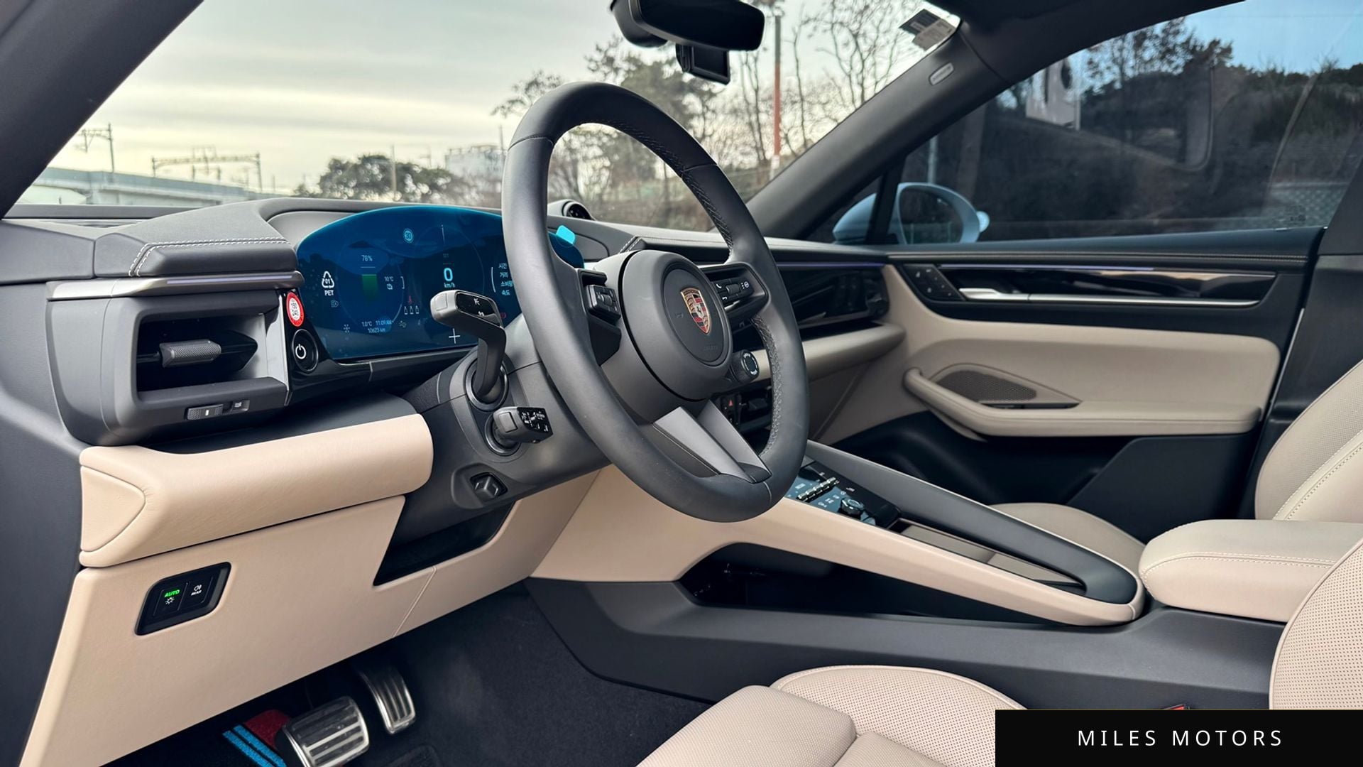 Porsche Macan 2025 — миниатюра 10