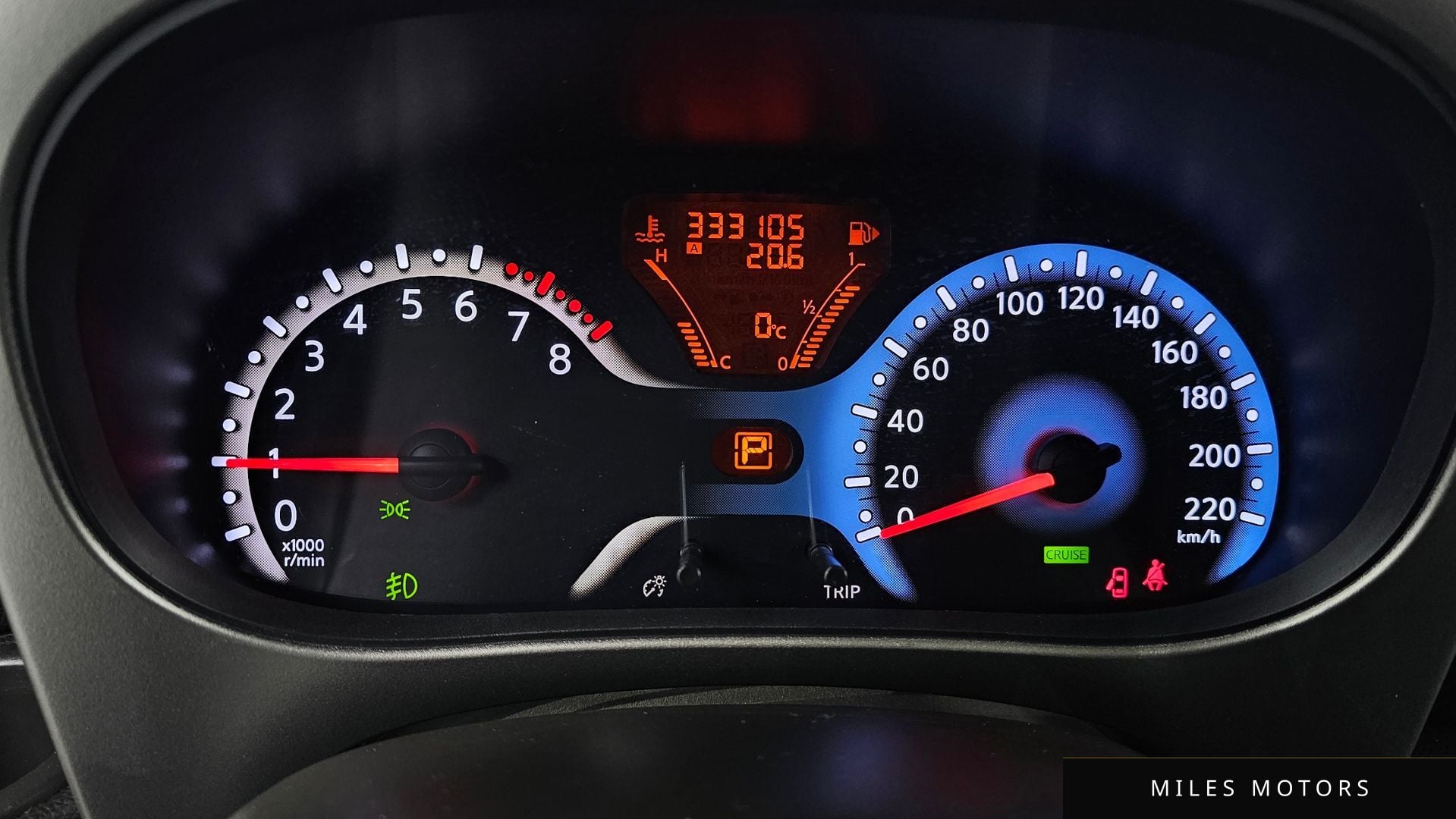 Nissan 큐브 2011 — миниатюра 8