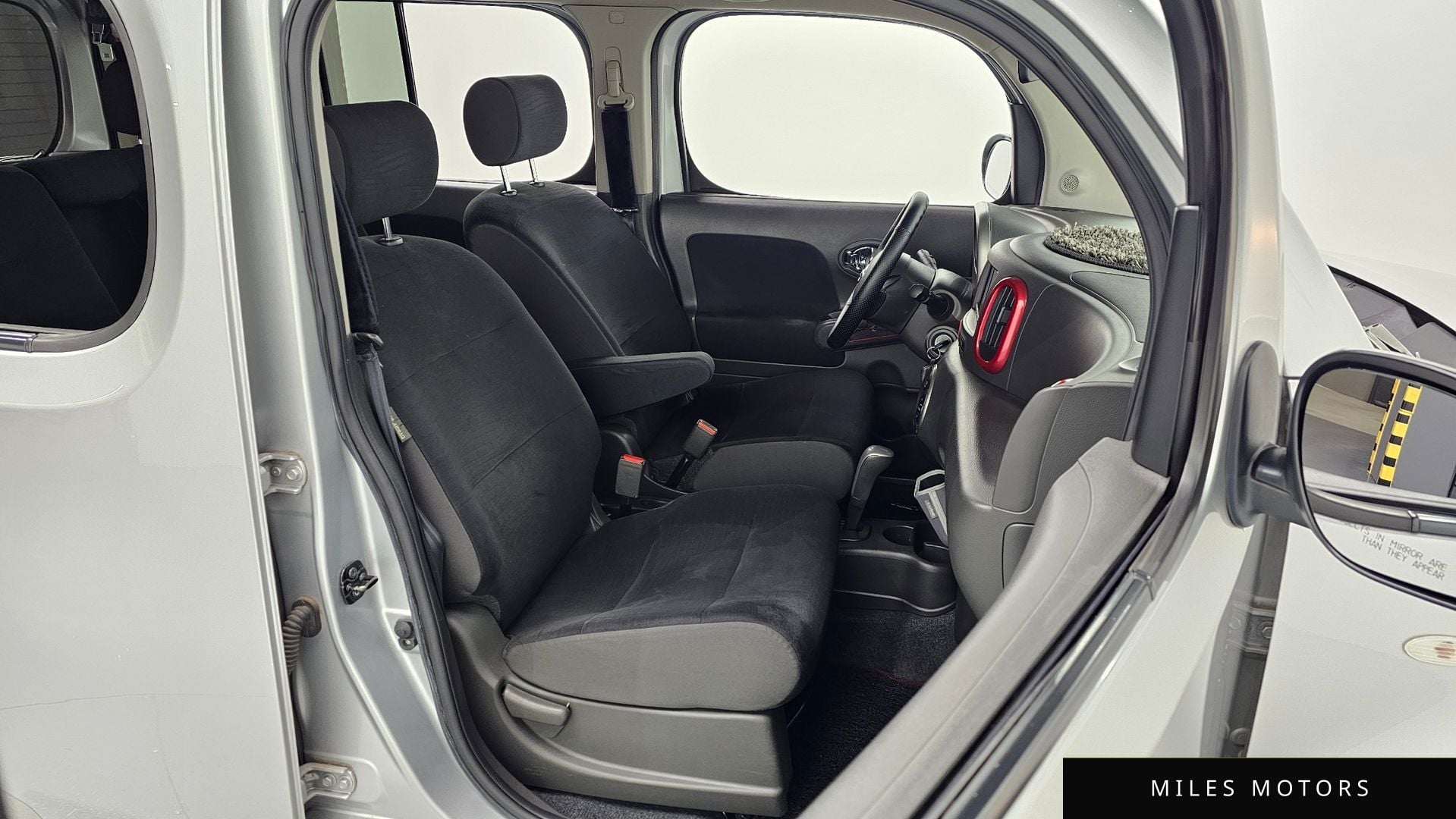 Nissan 큐브 2011 — миниатюра 10