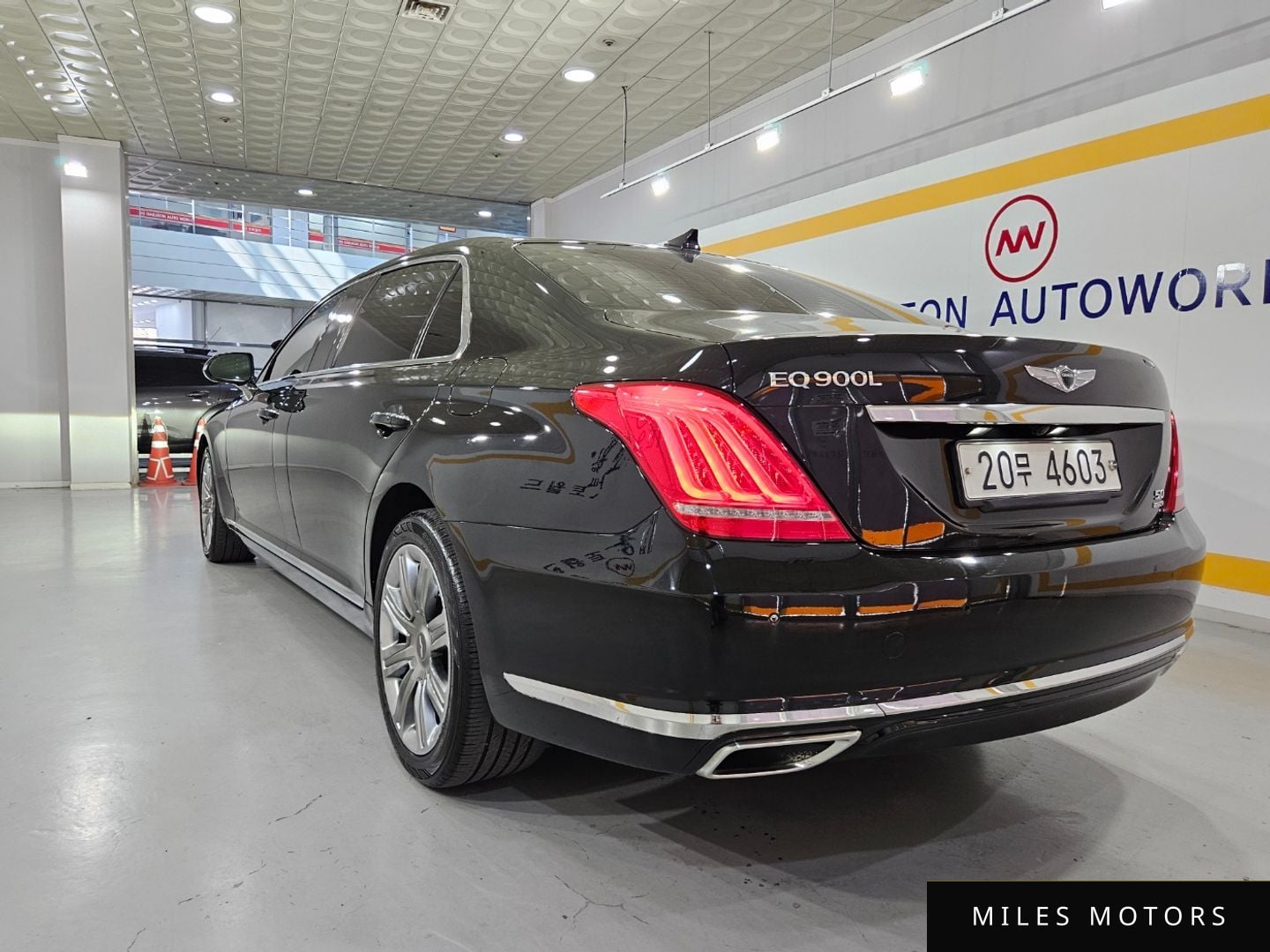 Genesis EQ900 2016 — миниатюра 6