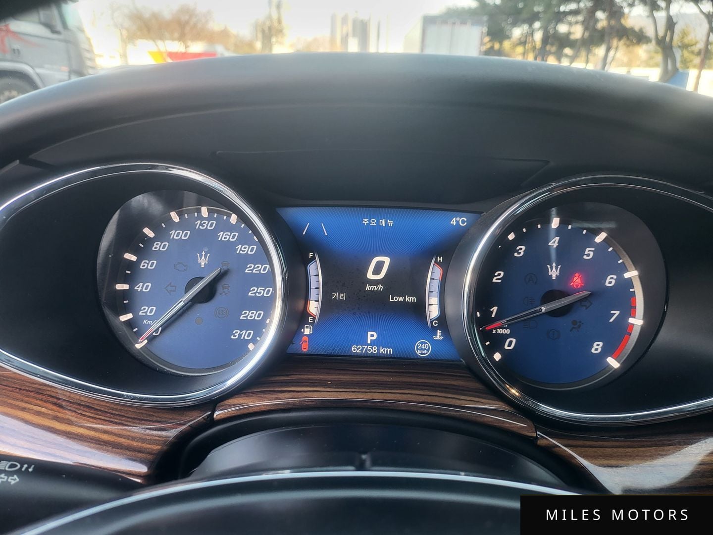 Maserati Quattroporte 2018 — миниатюра 8