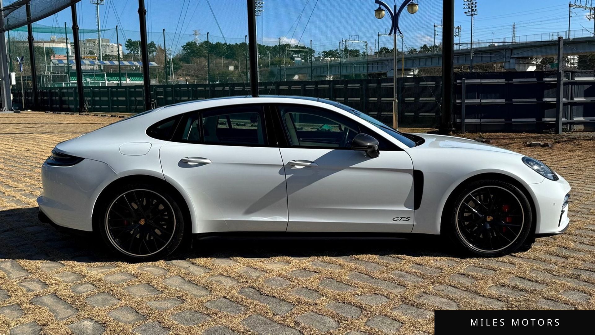 Porsche Panamera 2022 — миниатюра 2