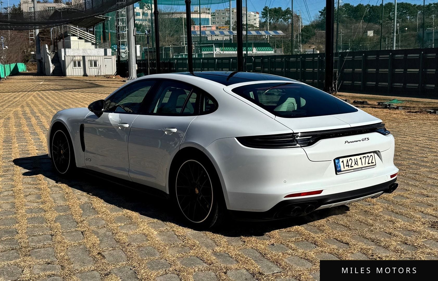 Porsche Panamera 2022 — миниатюра 9
