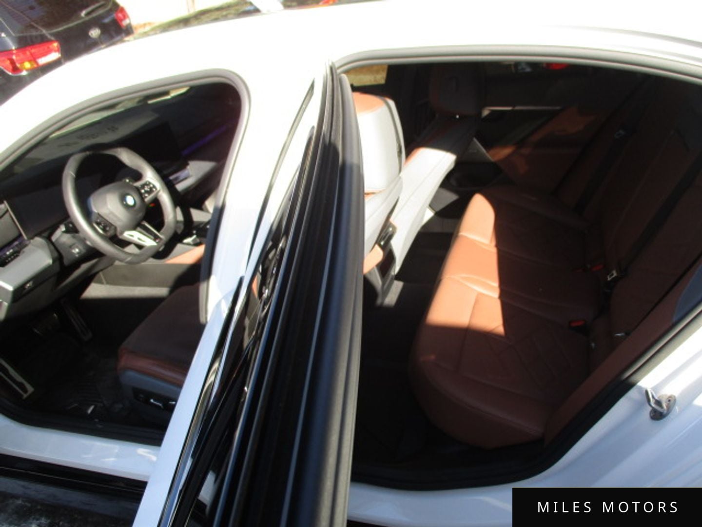 BMW 5 Series (G60) 2024 — миниатюра 7