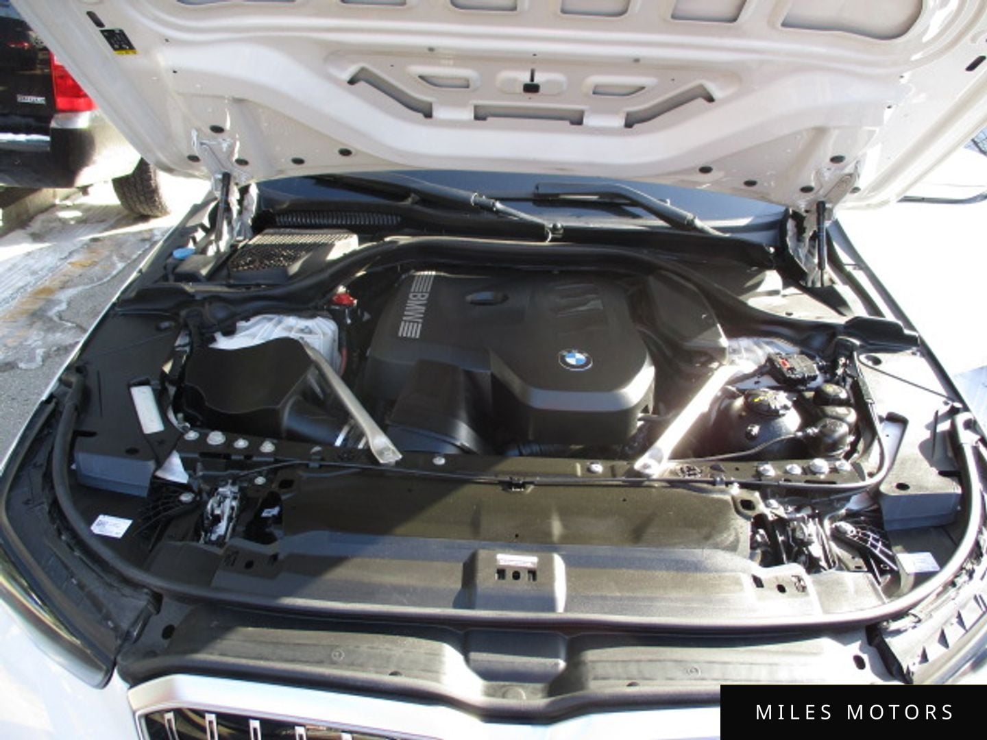 BMW 5 Series (G60) 2024 — миниатюра 11