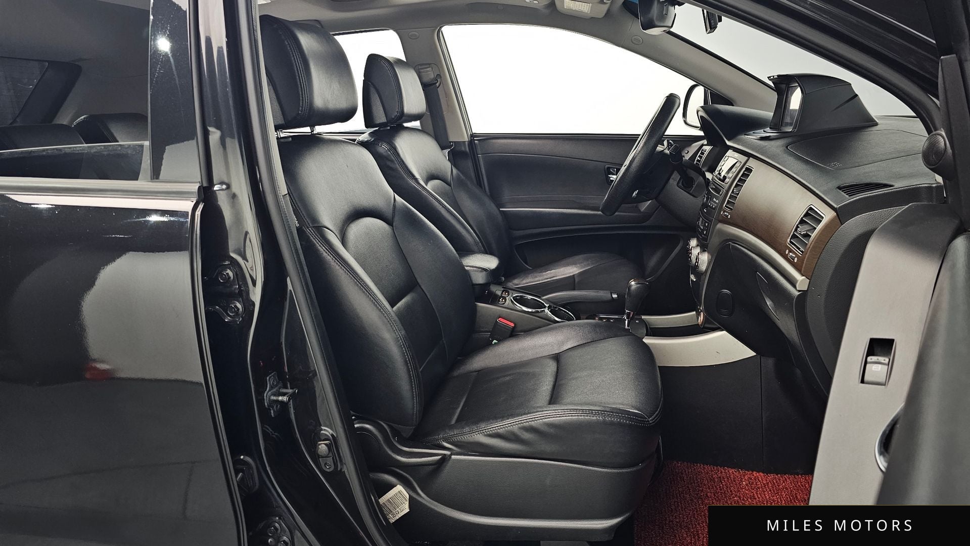 KG Mobility KORANDO 2012 — миниатюра 10