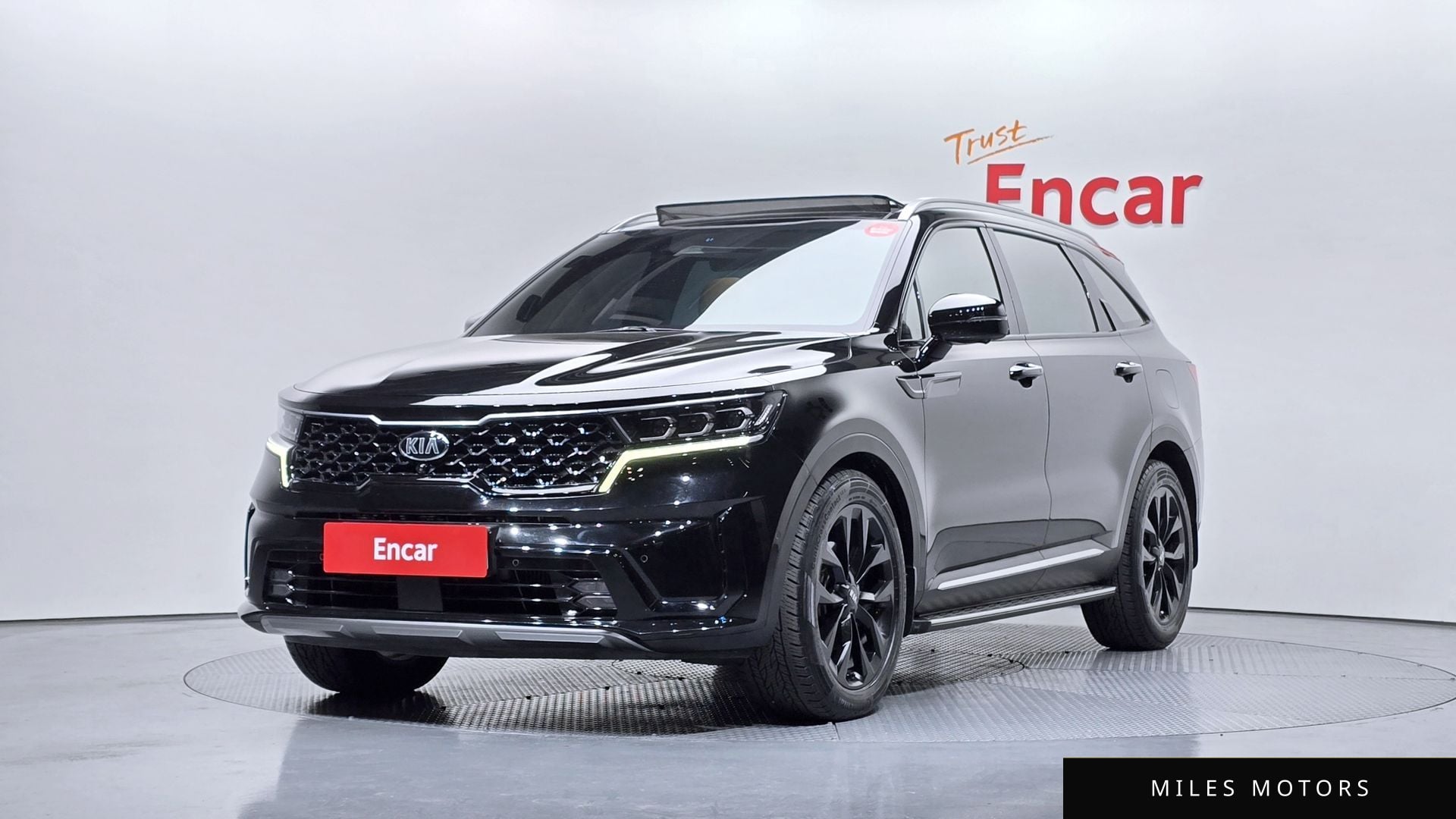 Kia Sorento 2021 — фото 1 из 12