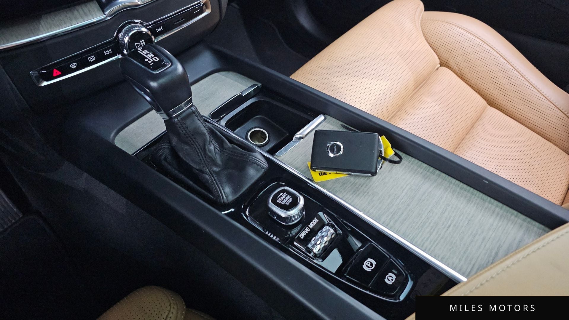 Volvo XC60 2018 — миниатюра 9