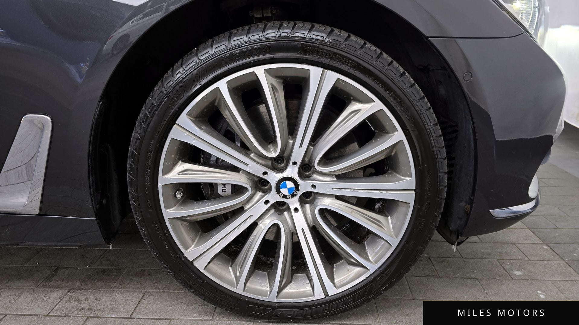 BMW 7 Series (G11) 2016 — миниатюра 5