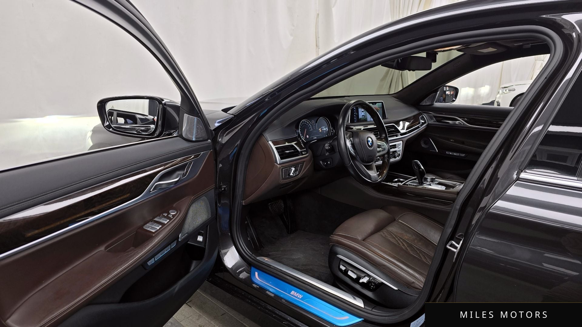 BMW 7 Series (G11) 2016 — миниатюра 10