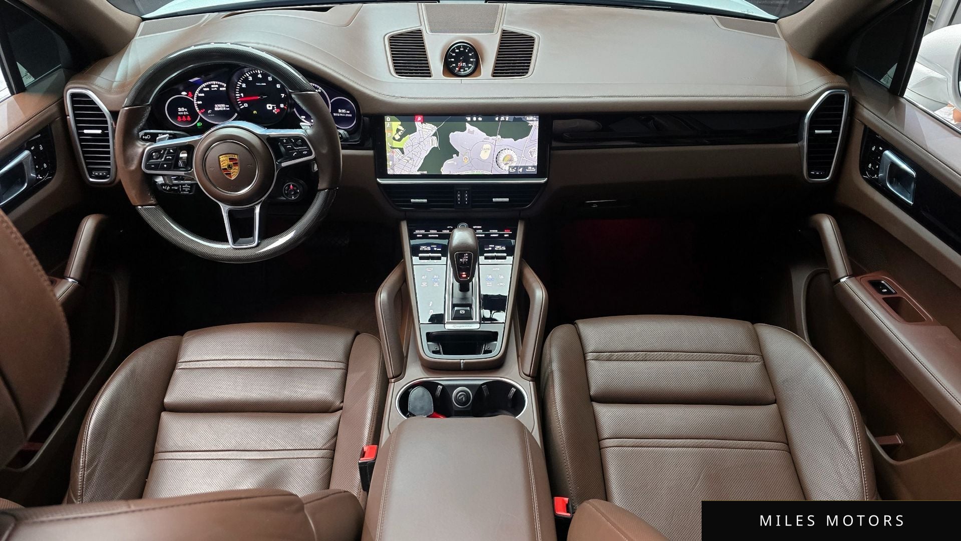 Porsche Cayenne 2021 — миниатюра 7