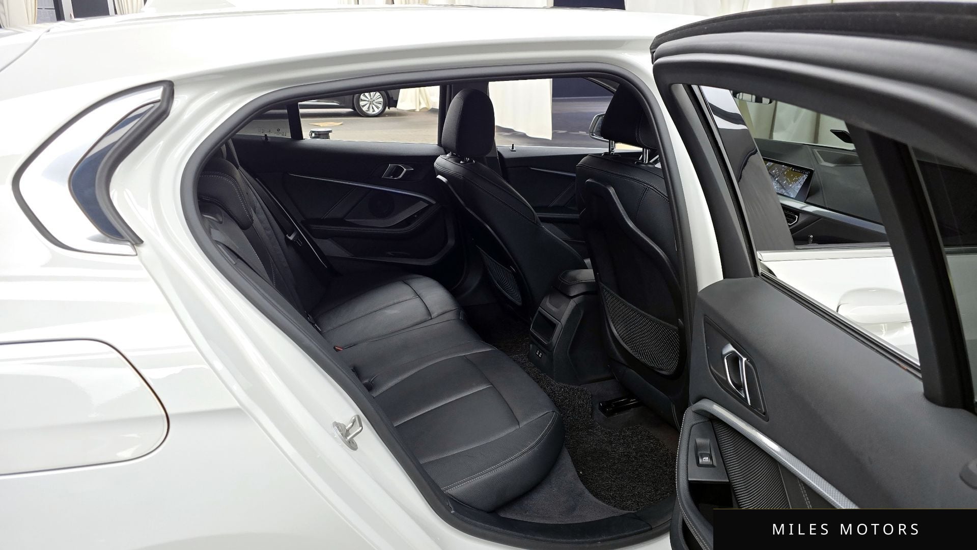 BMW 1 Series (F40) 2022 — миниатюра 12