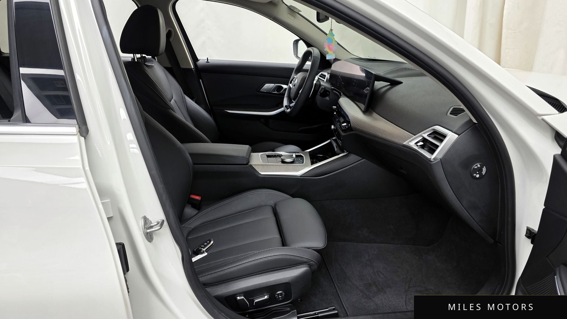 BMW 3 Series (G20) 2025 — миниатюра 11