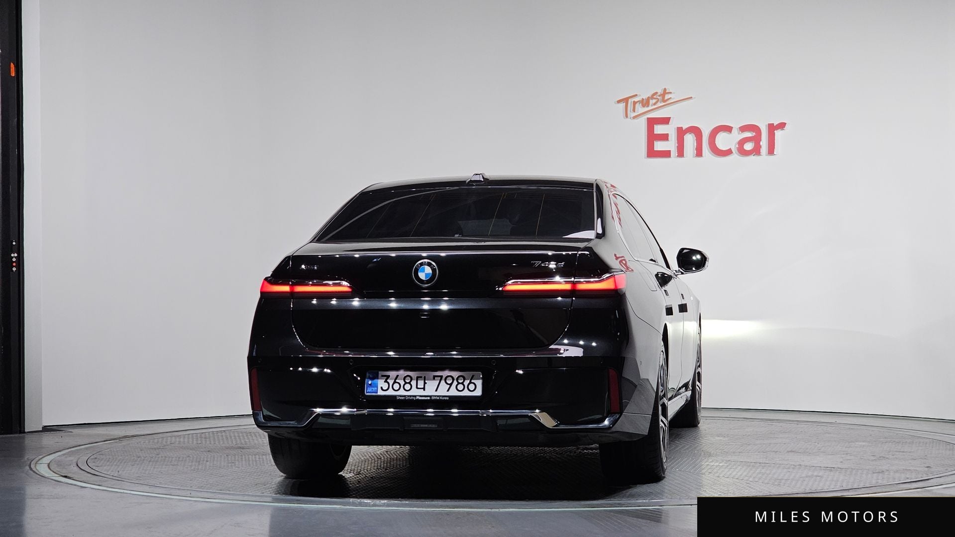 BMW 7 Series (G70) 2024 — миниатюра 4