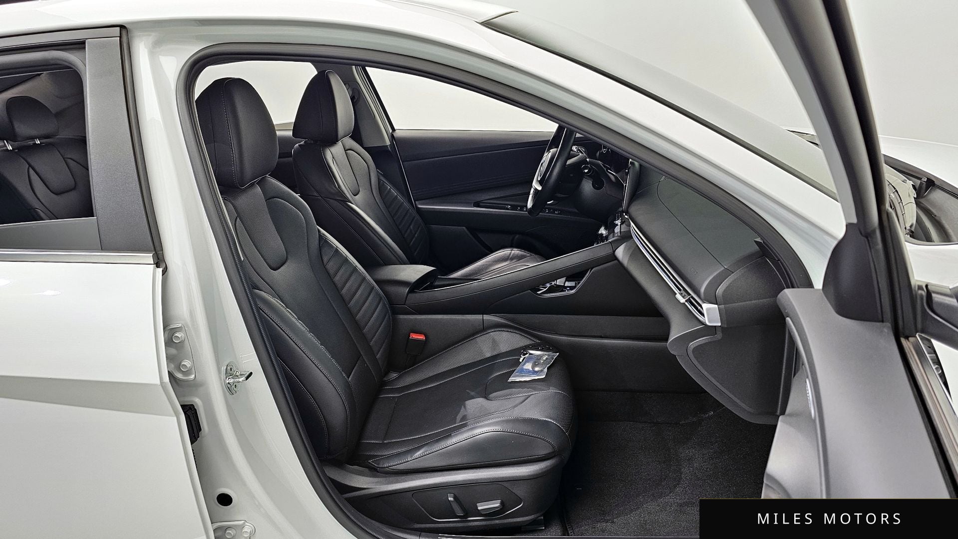 Hyundai AVANTE 2024 — миниатюра 12