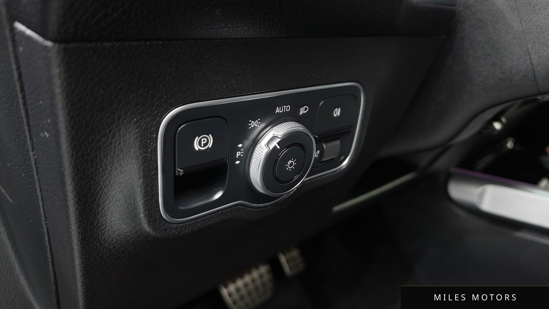 Mercedes-Benz GLB-Class X247 2022 — миниатюра 12