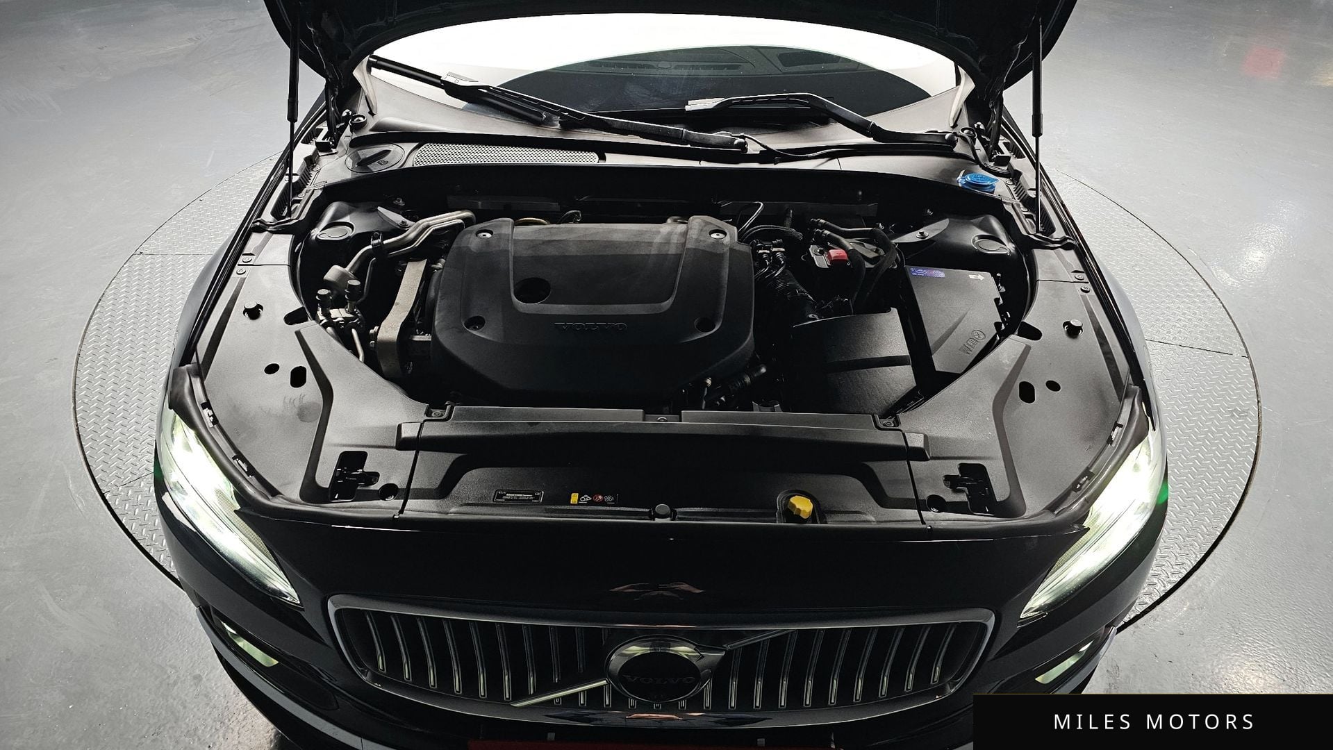 Volvo S90 2023 — миниатюра 6