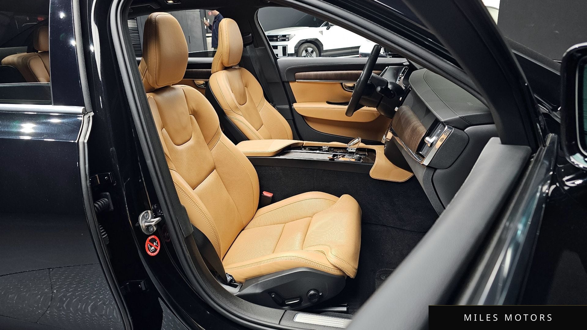 Volvo S90 2023 — миниатюра 10