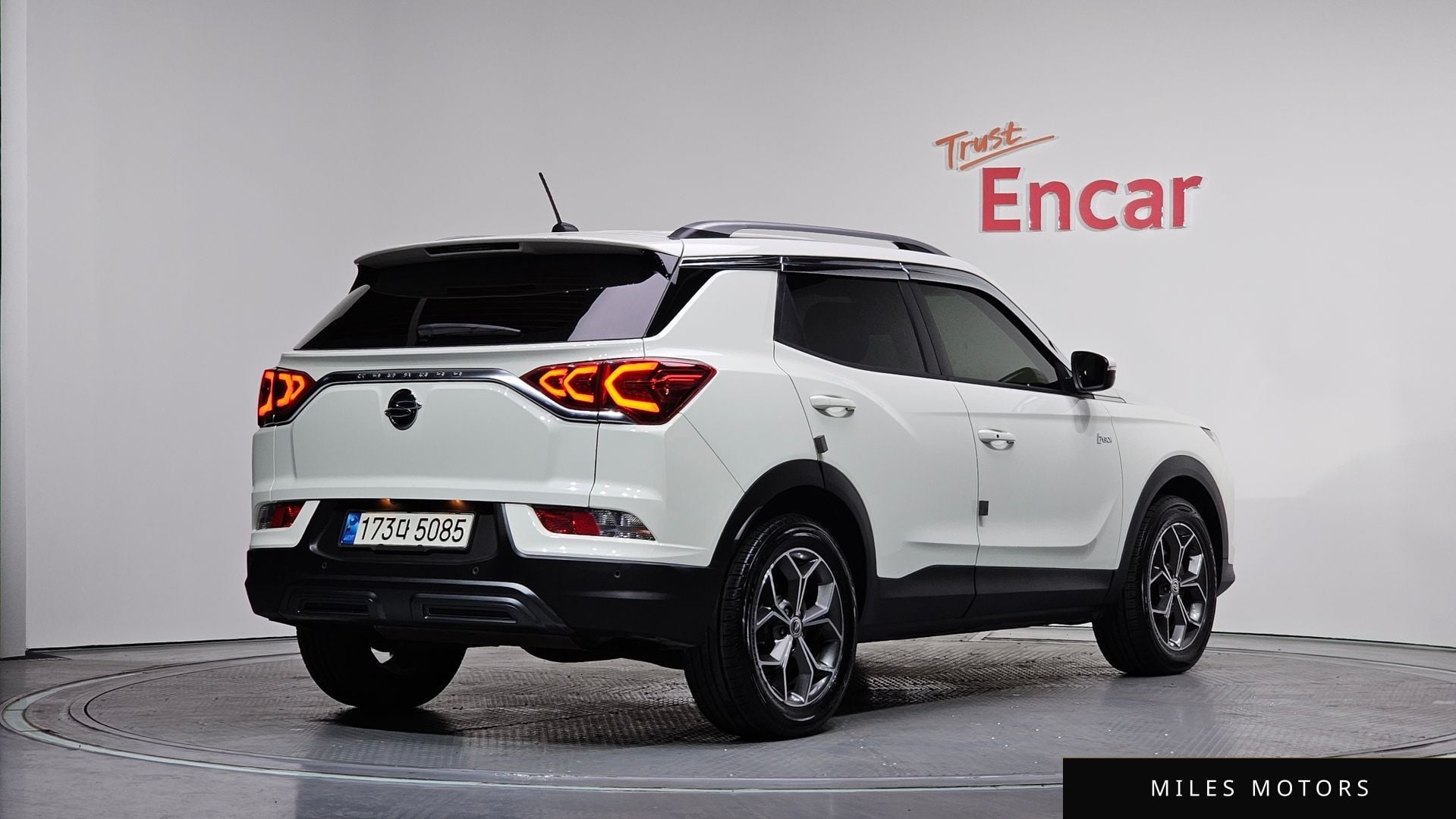 KG Mobility Beautiful Korando 2022 — миниатюра 2