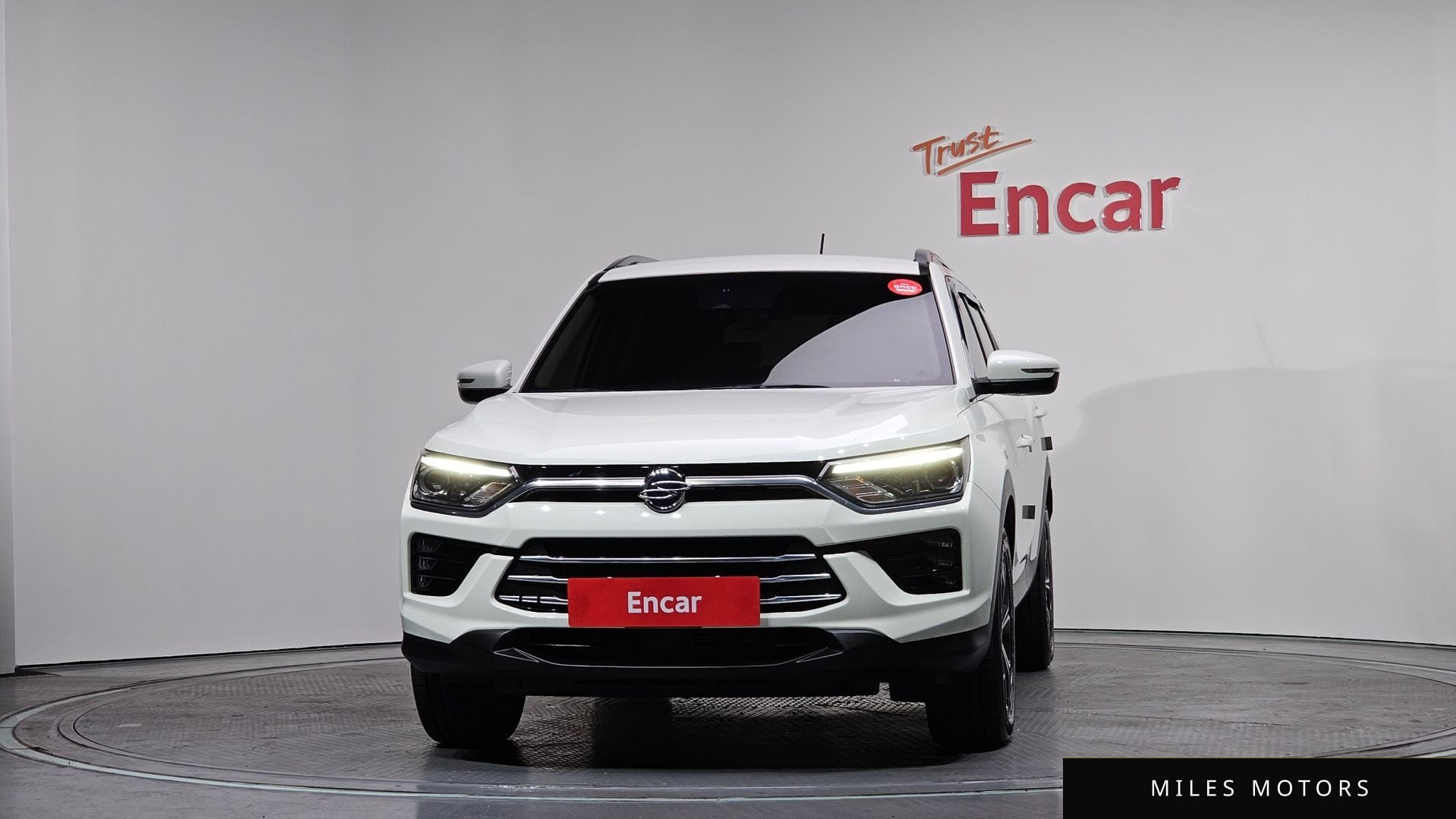 KG Mobility Beautiful Korando 2022 — миниатюра 3