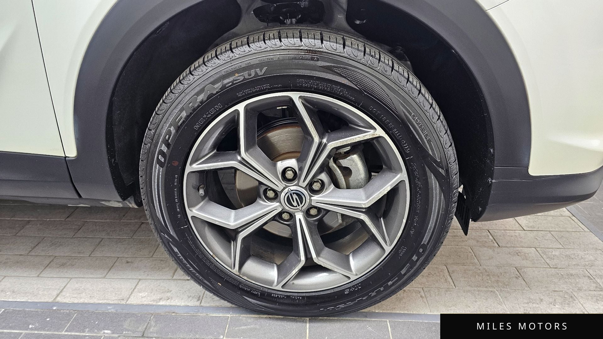KG Mobility Beautiful Korando 2022 — миниатюра 5