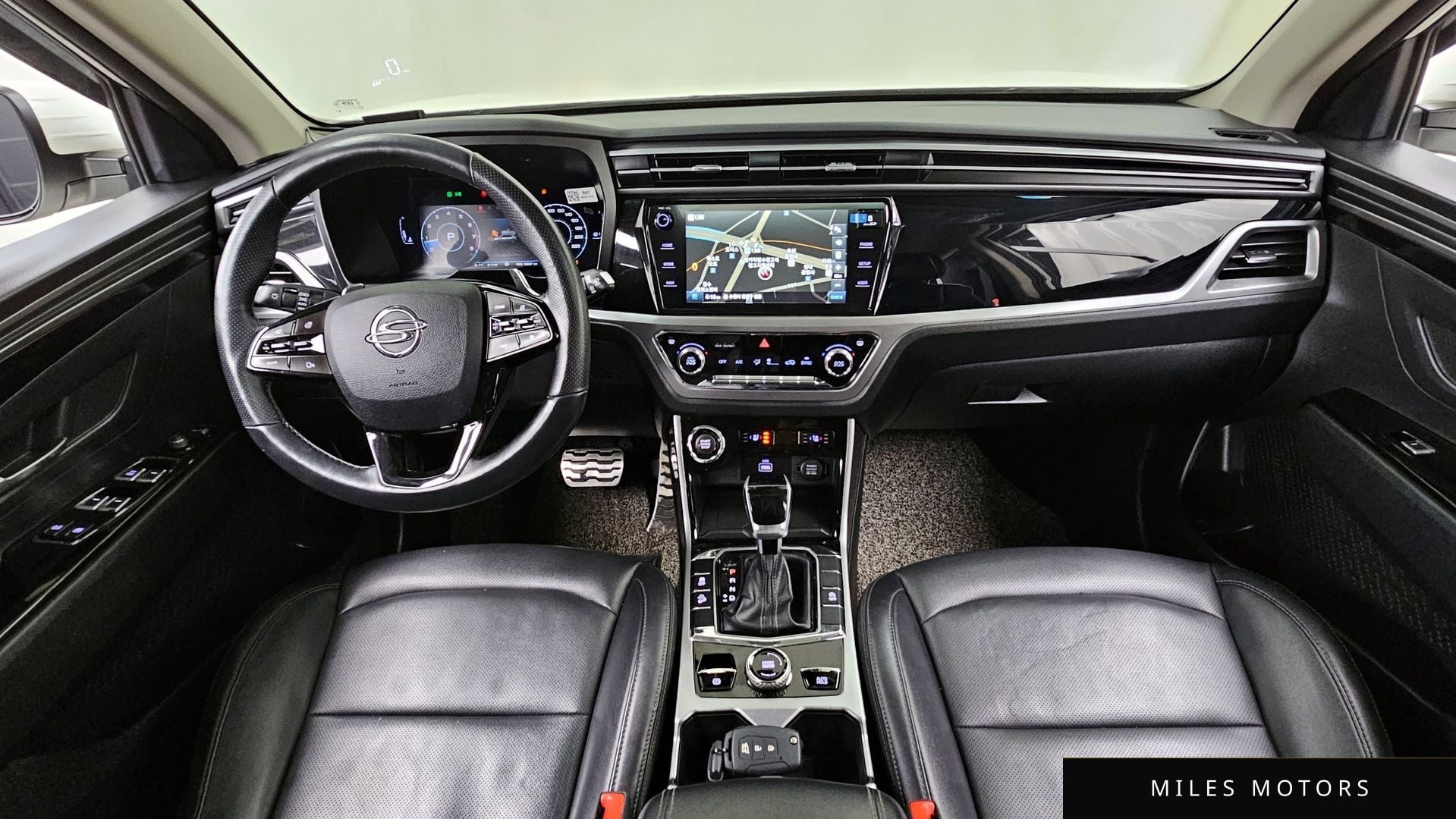 KG Mobility Beautiful Korando 2022 — миниатюра 7