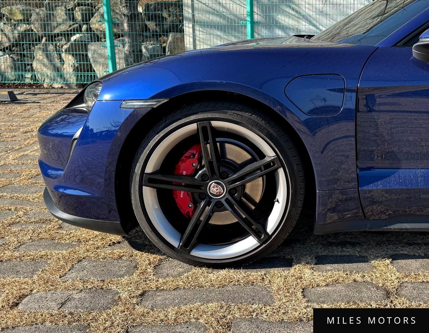 Porsche Taycan 2021 — миниатюра 6