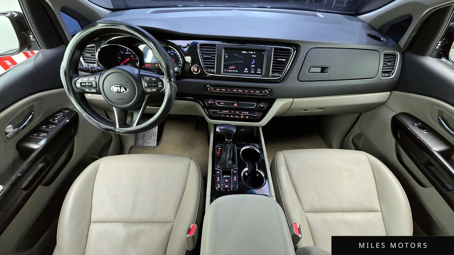 Kia Canival 2020 — миниатюра 7