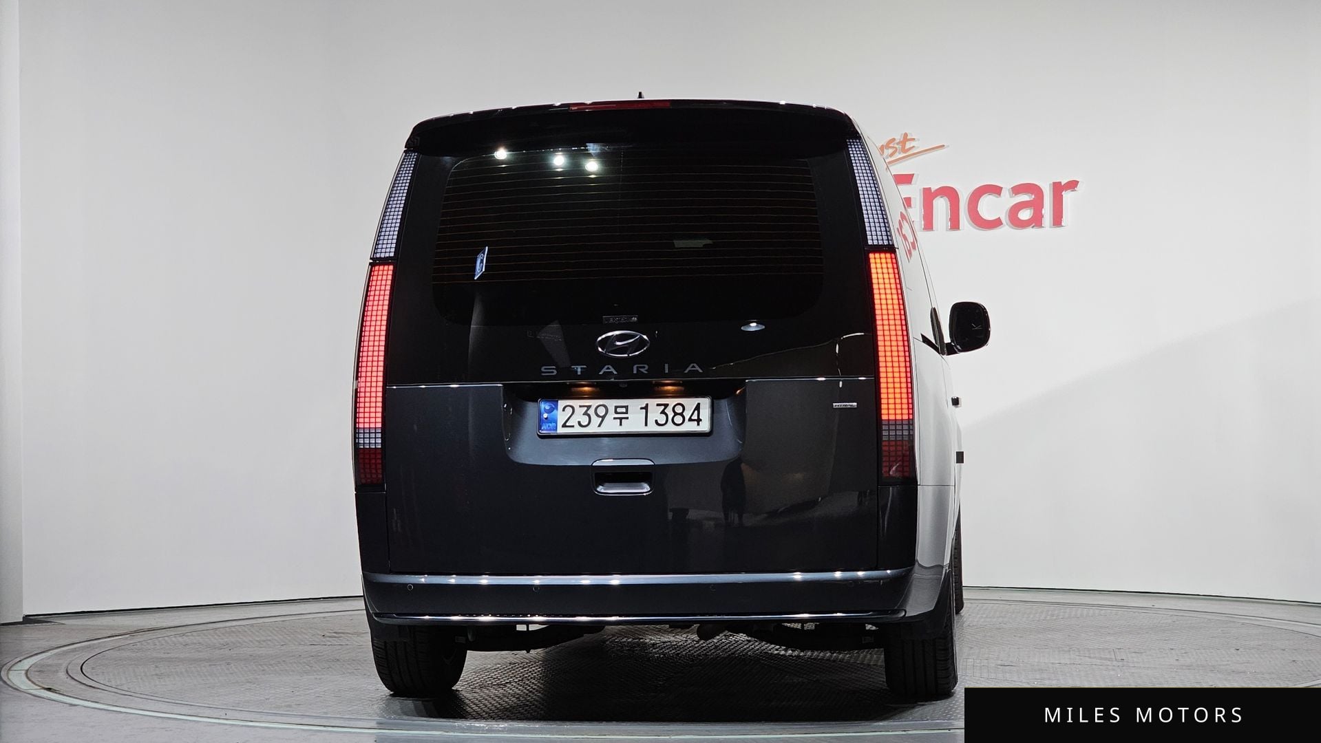 Hyundai Staria 2023 — миниатюра 4