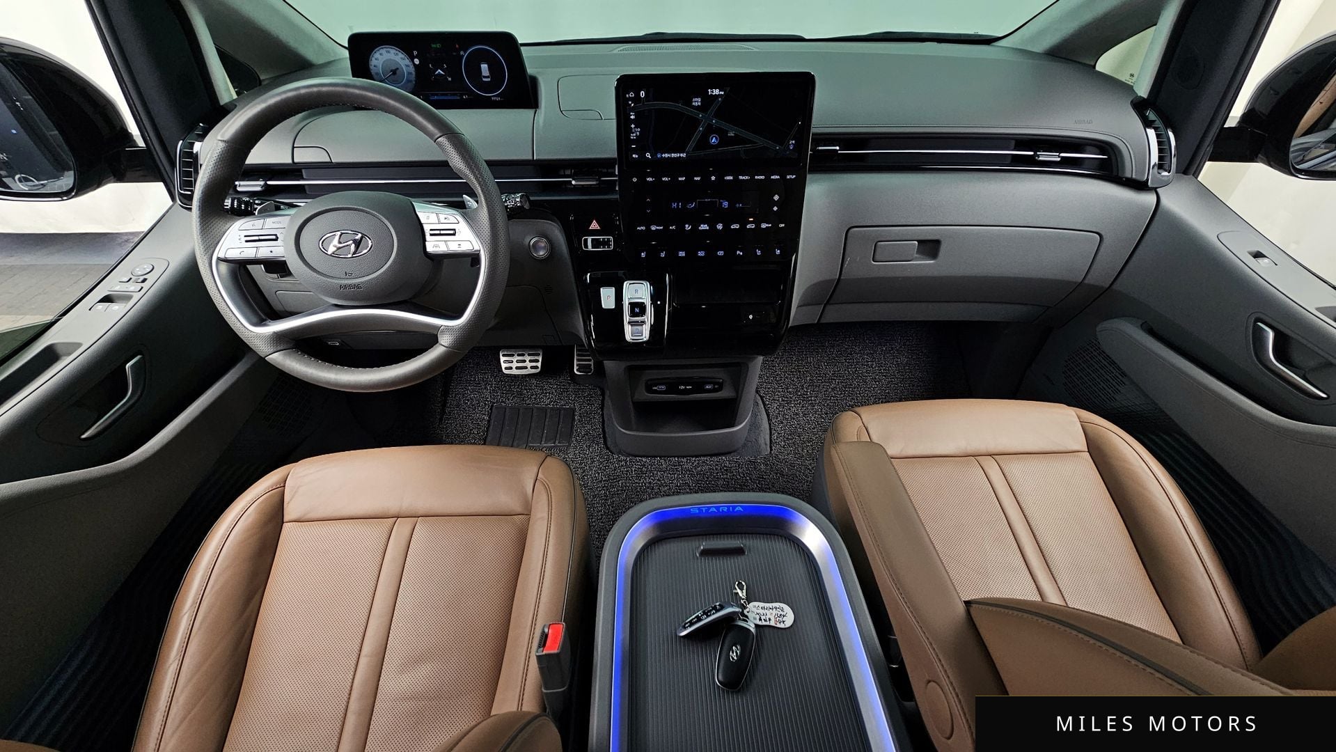 Hyundai Staria 2023 — миниатюра 7