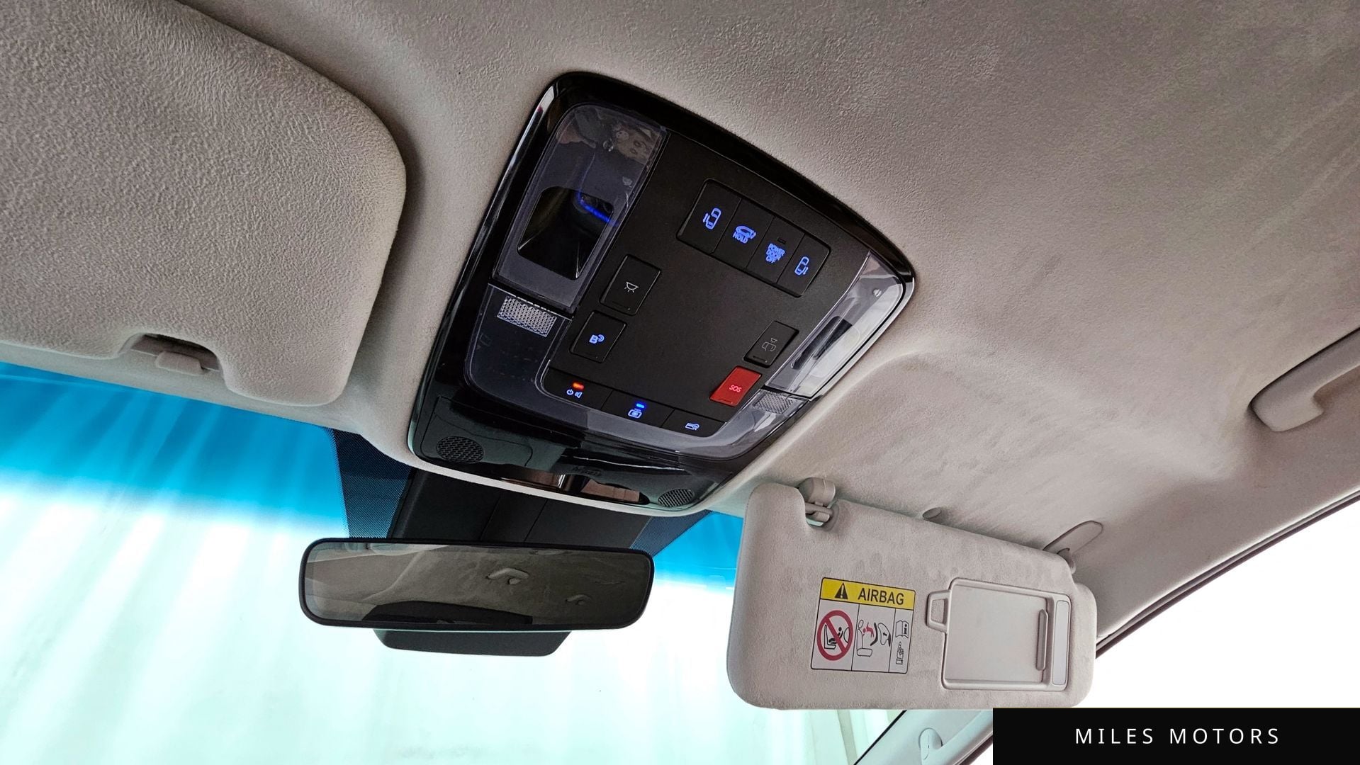 Hyundai Staria 2023 — миниатюра 18