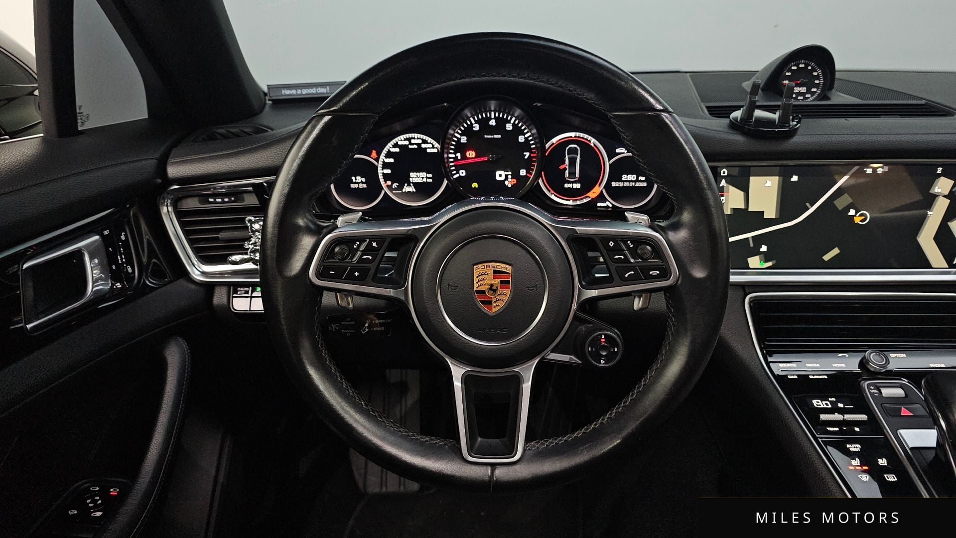 Porsche Panamera 2018 — миниатюра 14