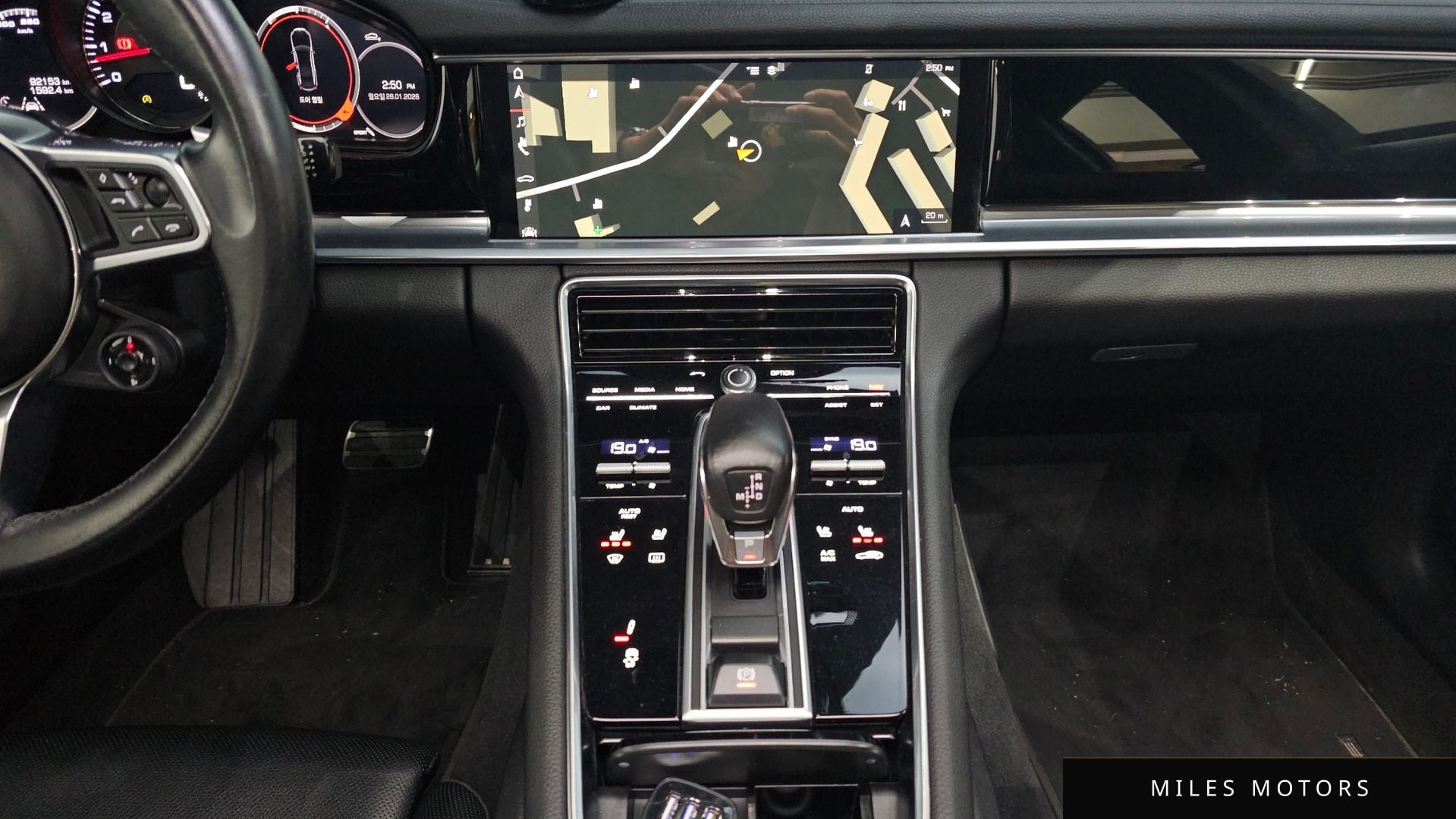 Porsche Panamera 2018 — миниатюра 15