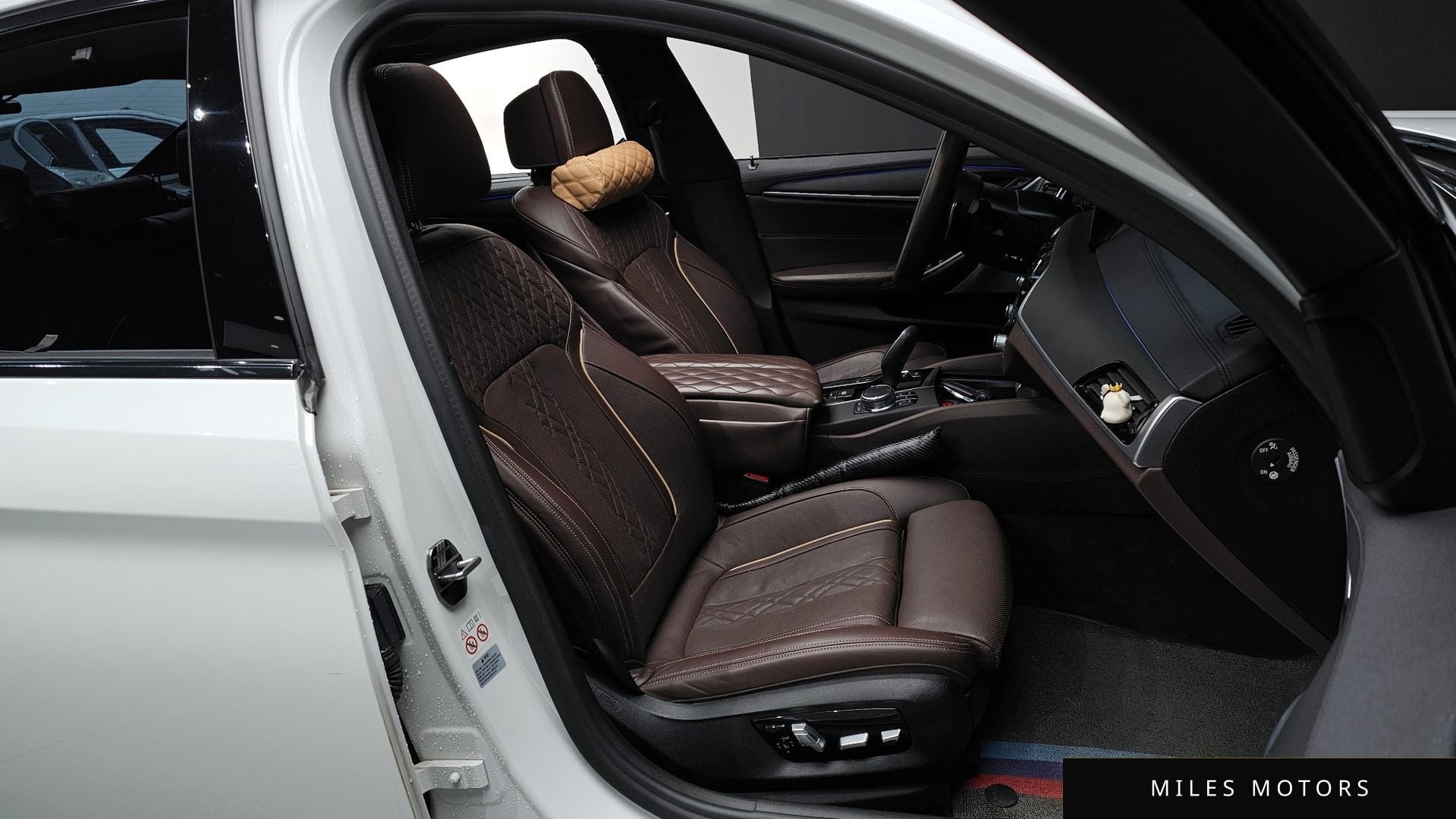 BMW 5 Series (G30) 2019 — миниатюра 10